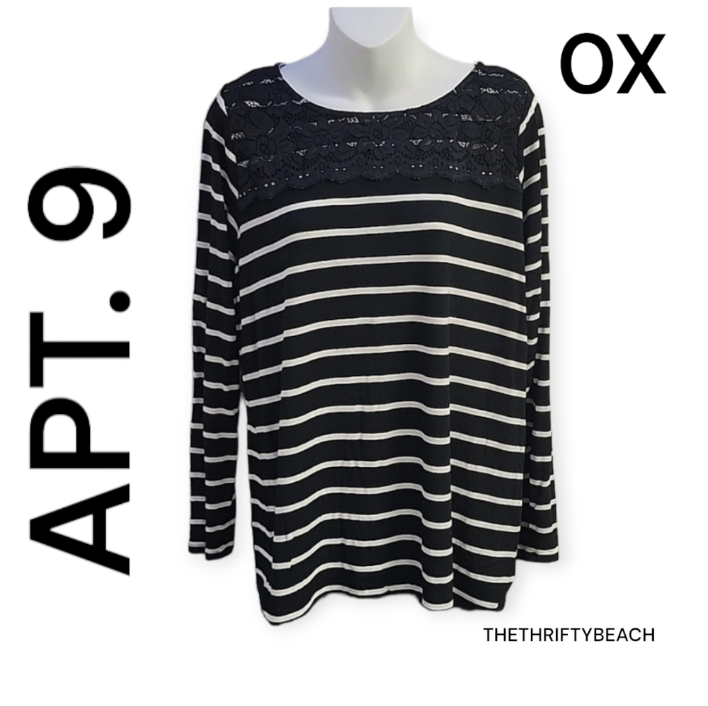 🍍APT. 9 Striped Top with Lace